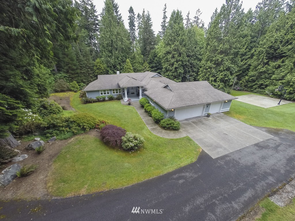 34631 Pilot Point Road Northeast Kingston, WA 98346 - Photo 5 of 25 Gallery Image 5