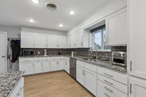 $315,000 | 3840 Walton Avenue, Fort Worth, TX 76133