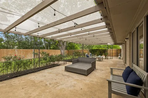 $315,000 | 3840 Walton Avenue, Fort Worth, TX 76133