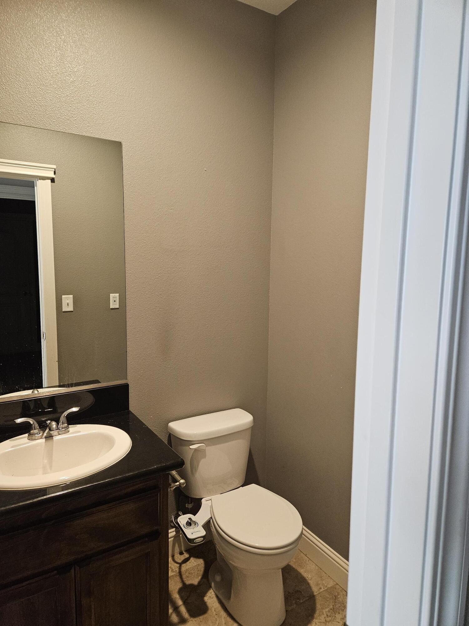3491 Lemurian Road Redding, CA 96002 - Photo 11 of 25 20250106_102746
