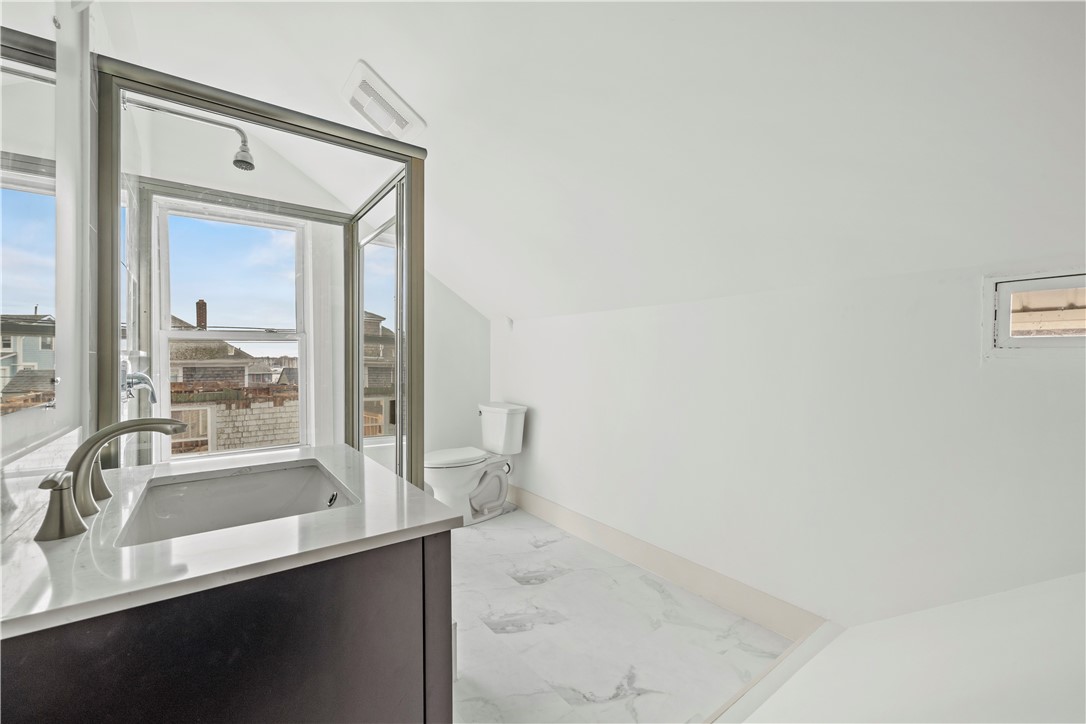 71 John Wickes Avenue Warwick, RI 02818 - Photo 31 of 36