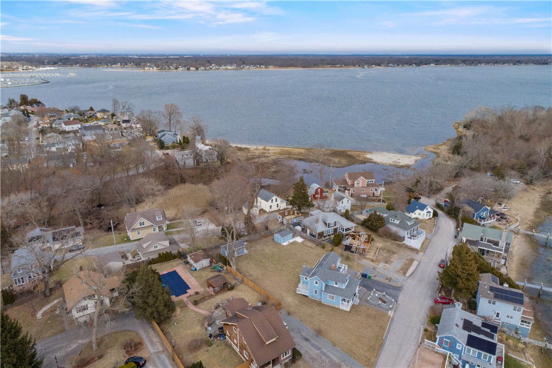 71 John Wickes Avenue Warwick, RI 02818 - Photo 5 of 36