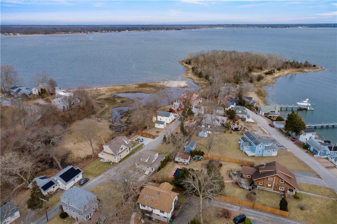 71 John Wickes Avenue Warwick, RI 02818 - Photo 6 of 36