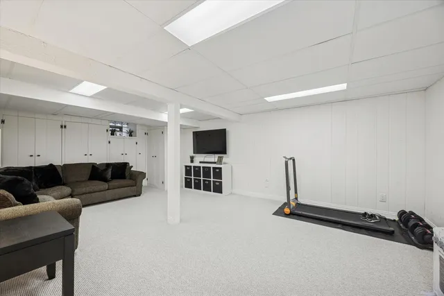 $835,000 | 5720 Woodland Drive, Western Springs, IL 60558