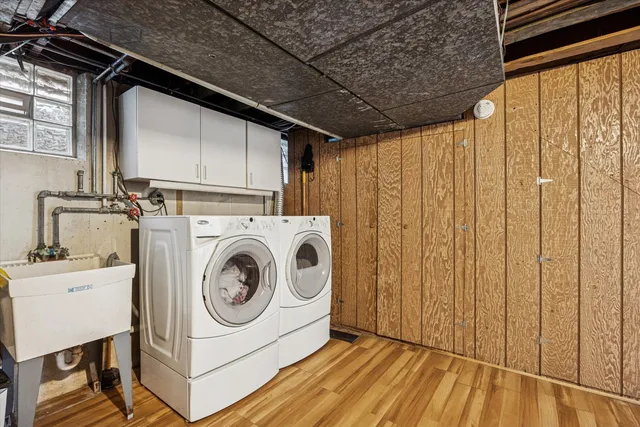 $835,000 | 5720 Woodland Drive, Western Springs, IL 60558