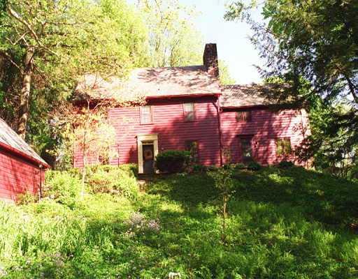 624 Poia Road Edgeworth, PA 15143 - Photo 1 of 1