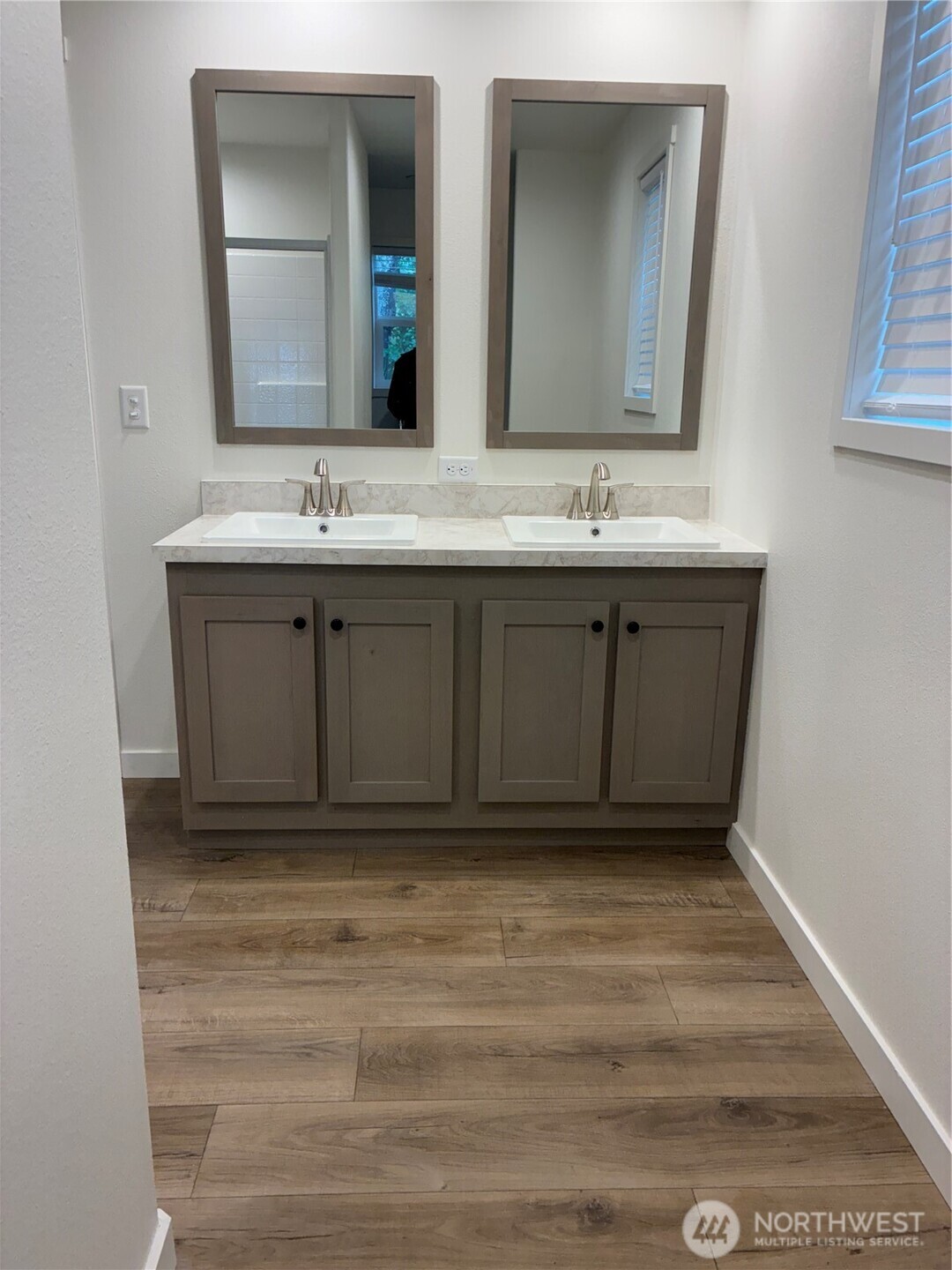 1004 Stella Road Longview, WA 98632 - Photo 9 of 21 Gallery Image 9
