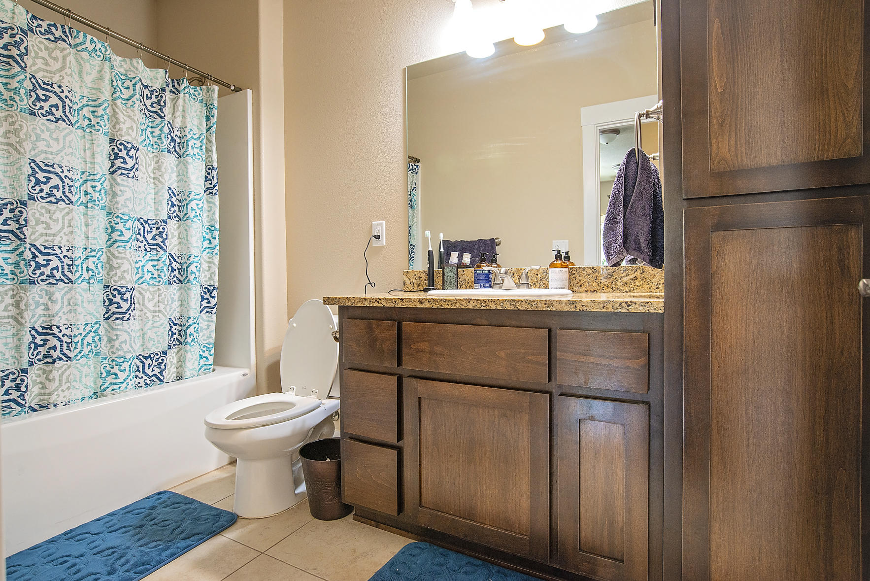391 Live Oak Loop Central Point, OR 97502 - Photo 11 of 16 Live Oak_004