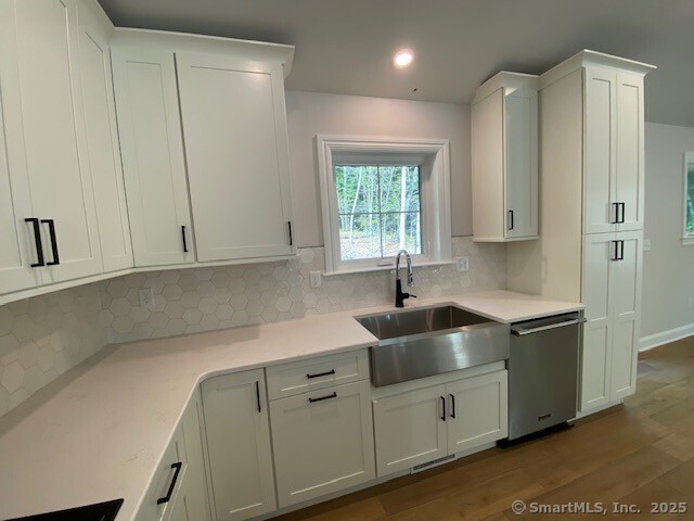 919 Strongtown Road Southbury, CT 06488 - Photo 6 of 26