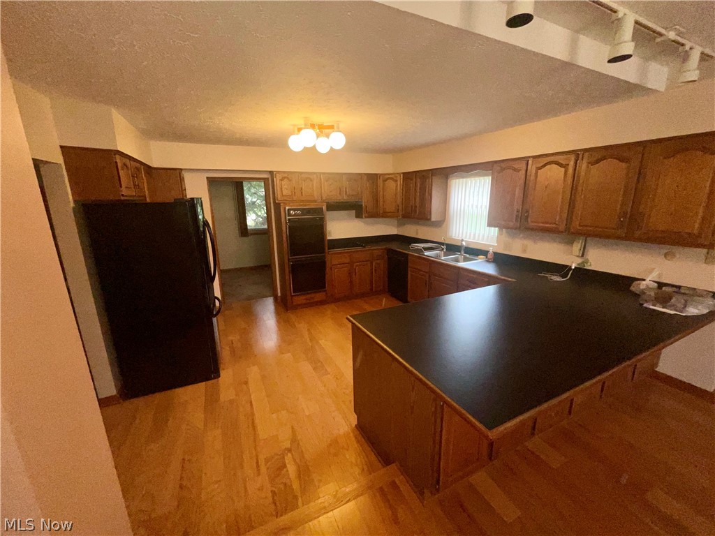 4874 Logan Way Hubbard, OH 44425 - Photo 13 of 40