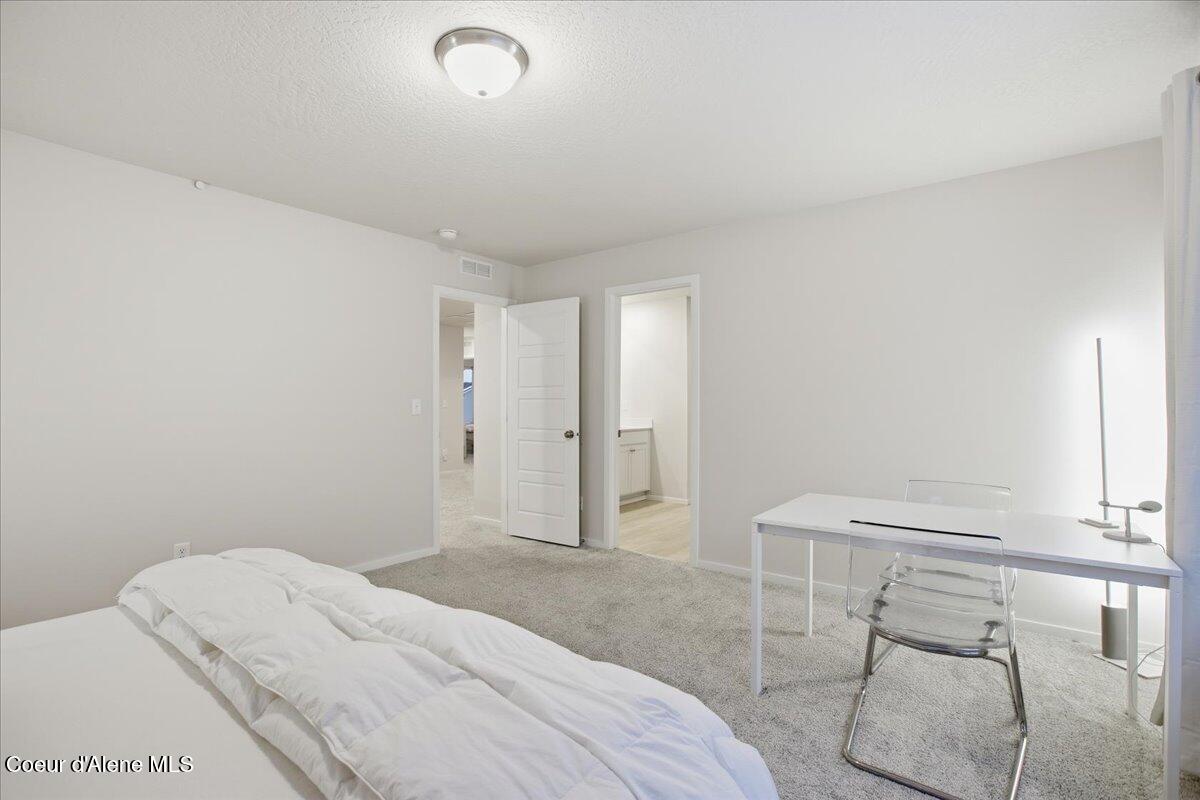 815 East Burdock Loop Hayden, ID 83835 - Photo 25 of 55 24-815 E Burdock Lp_RedHogMedia