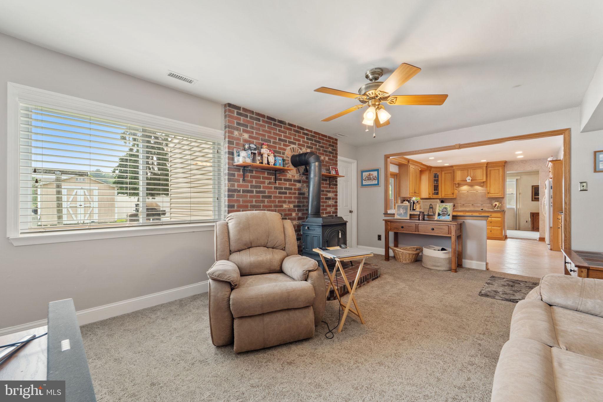 13 Hartford Road Sewell, NJ 08080 - Photo 25 of 45 Family Room