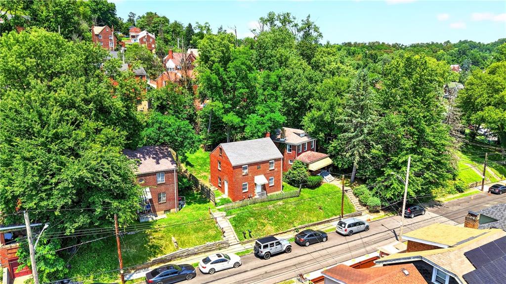 1629 Laketon Road, Unit 1627 Pittsburgh, PA 15221 - Photo 32 of 39 Gallery Image 32