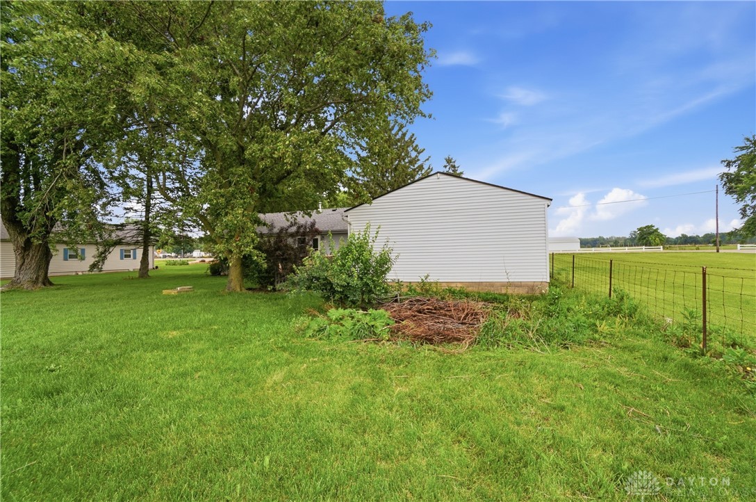 8251 Arlington Road Brookville, OH 45309 - Photo 27 of 29