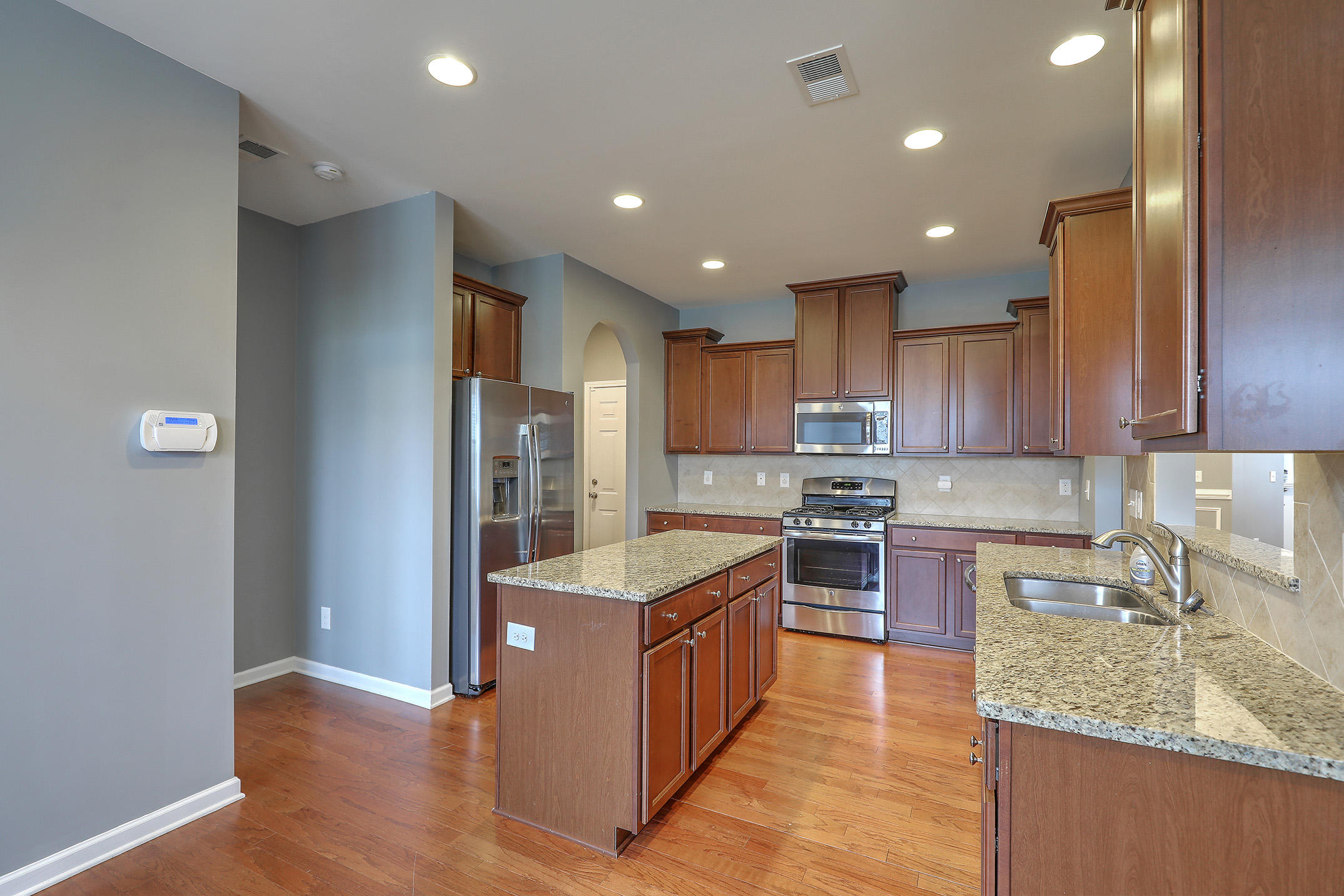 312 Beautyberry Road Summerville, SC 29486 - Photo 17 of 38 1R3A7415_6_7