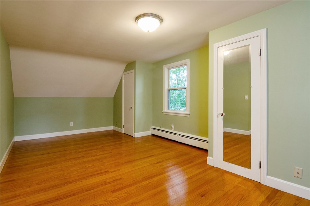 378 Toll Gate Road Warwick, RI 02886 - Photo 15 of 28