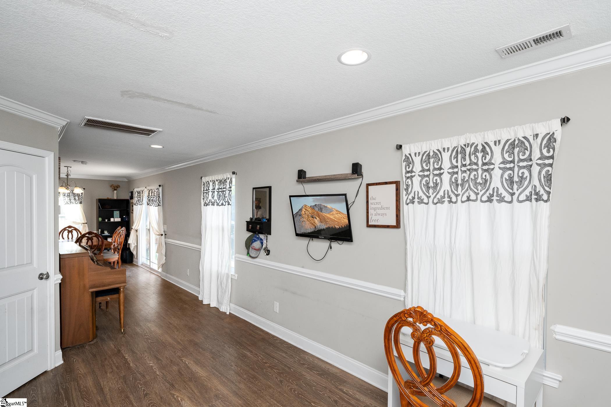 139 State Rd S-42-8270 Duncan, SC 29334 - Photo 18 of 34