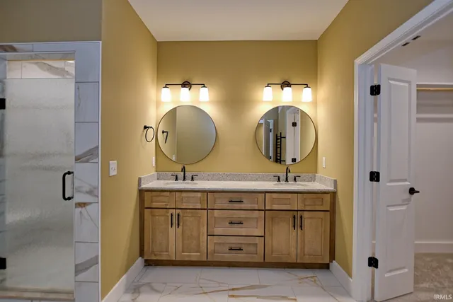 $649,900 | 10143 Gallop Way, Evansville, IN 47725