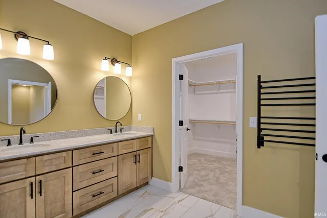 $649,900 | 10143 Gallop Way, Evansville, IN 47725