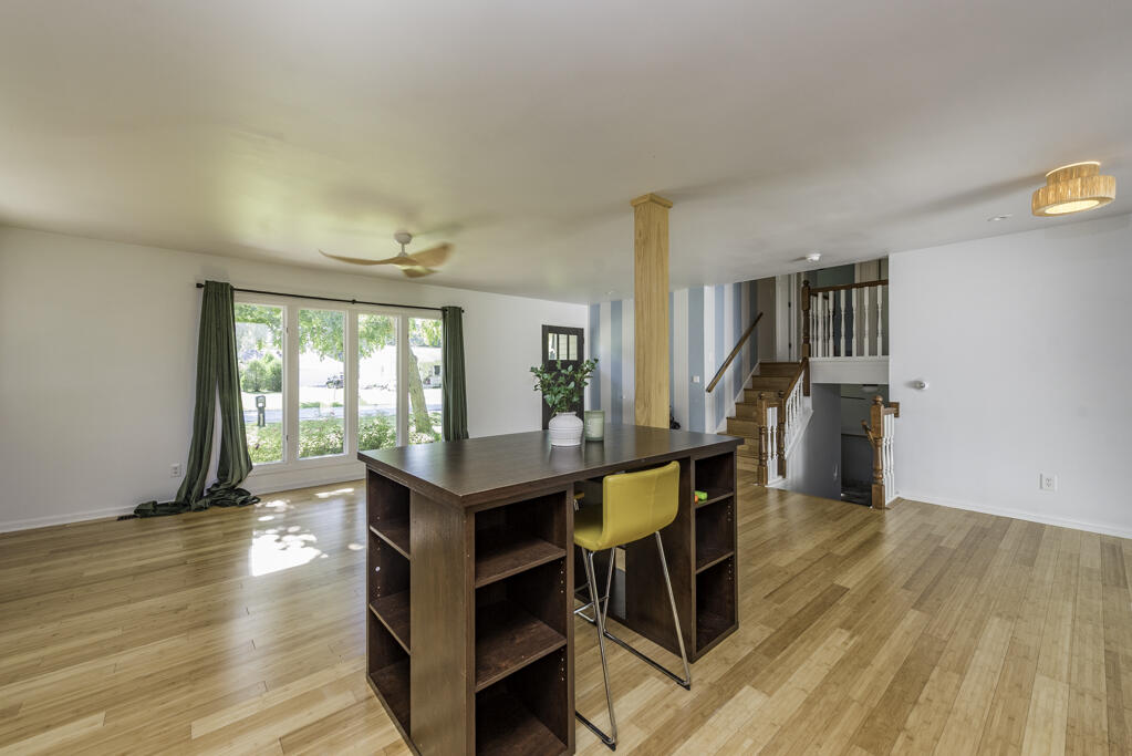 11211 8th Avenue Pleasant Prairie, WI 53158 - Photo 10 of 35 DSC_6635