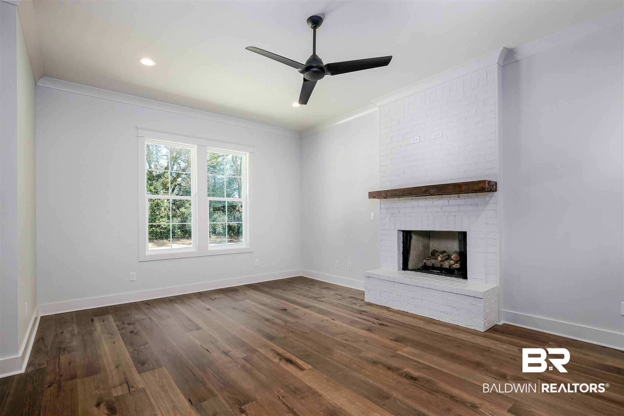 293 Westley Street Fairhope, AL 36532 - Photo 4 of 49