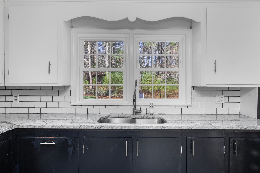 35 Hallville Road Exeter, RI 02822 - Photo 14 of 50