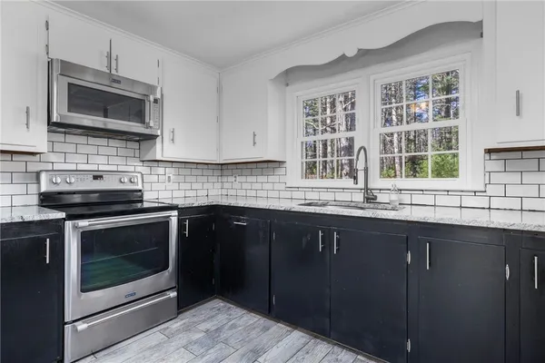 $635,000 | 35 Hallville Road, Exeter, RI 02822