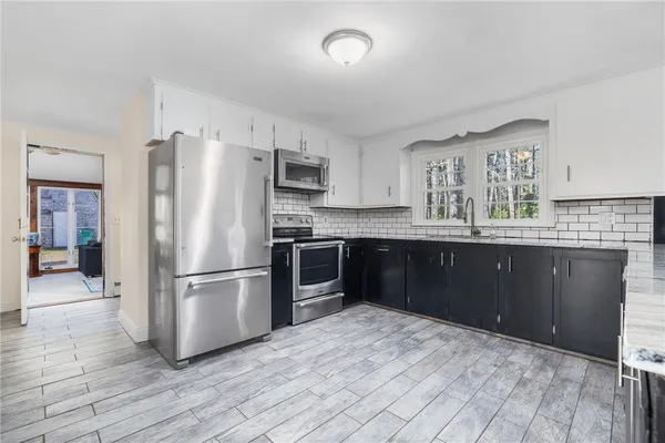 $635,000 | 35 Hallville Road, Exeter, RI 02822