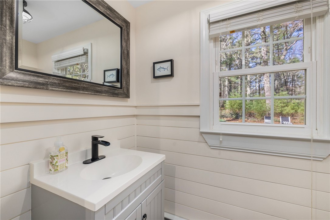 35 Hallville Road Exeter, RI 02822 - Photo 27 of 50