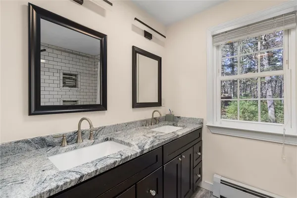 $635,000 | 35 Hallville Road, Exeter, RI 02822