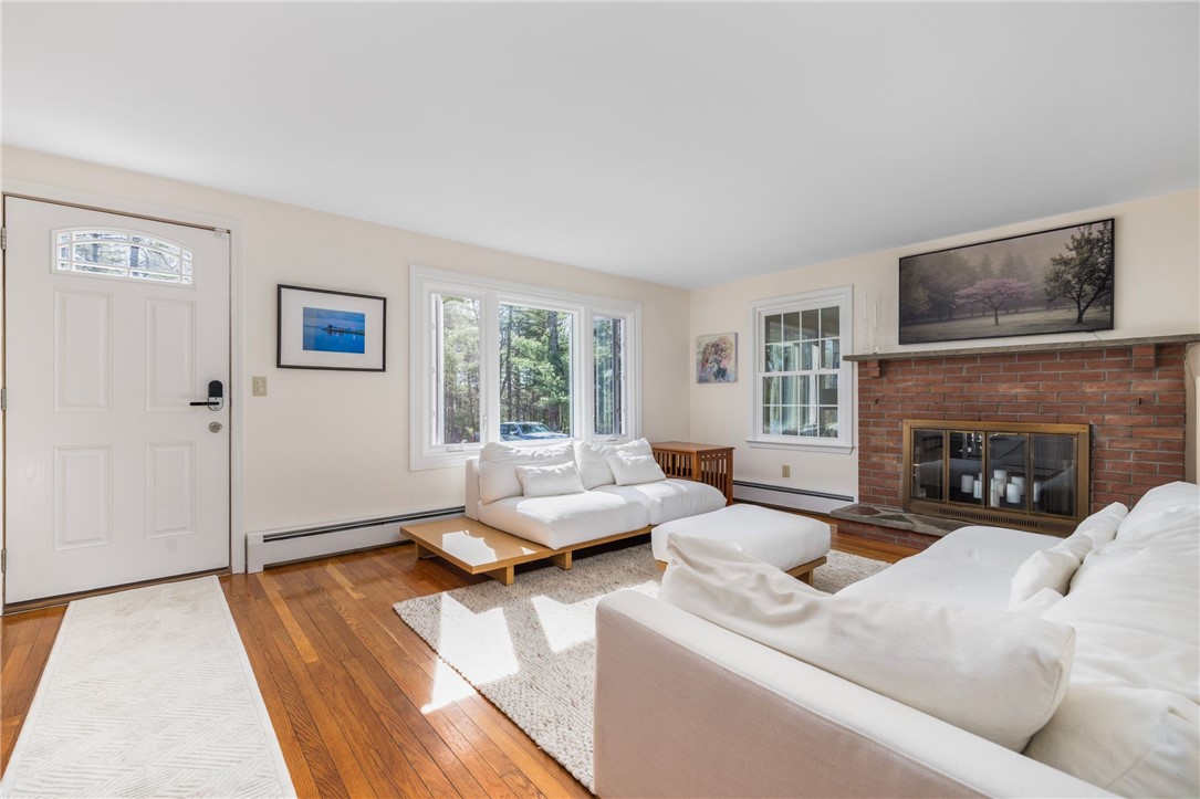 35 Hallville Road Exeter, RI 02822 - Photo 4 of 50