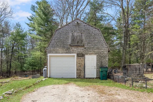 $635,000 | 35 Hallville Road, Exeter, RI 02822