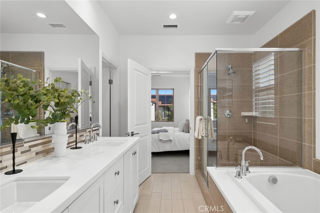 76 Decker Irvine, CA 92620 - Photo 12 of 17