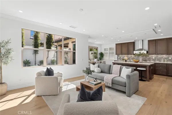 $1,800,000 | 76 Decker, Irvine, CA 92620