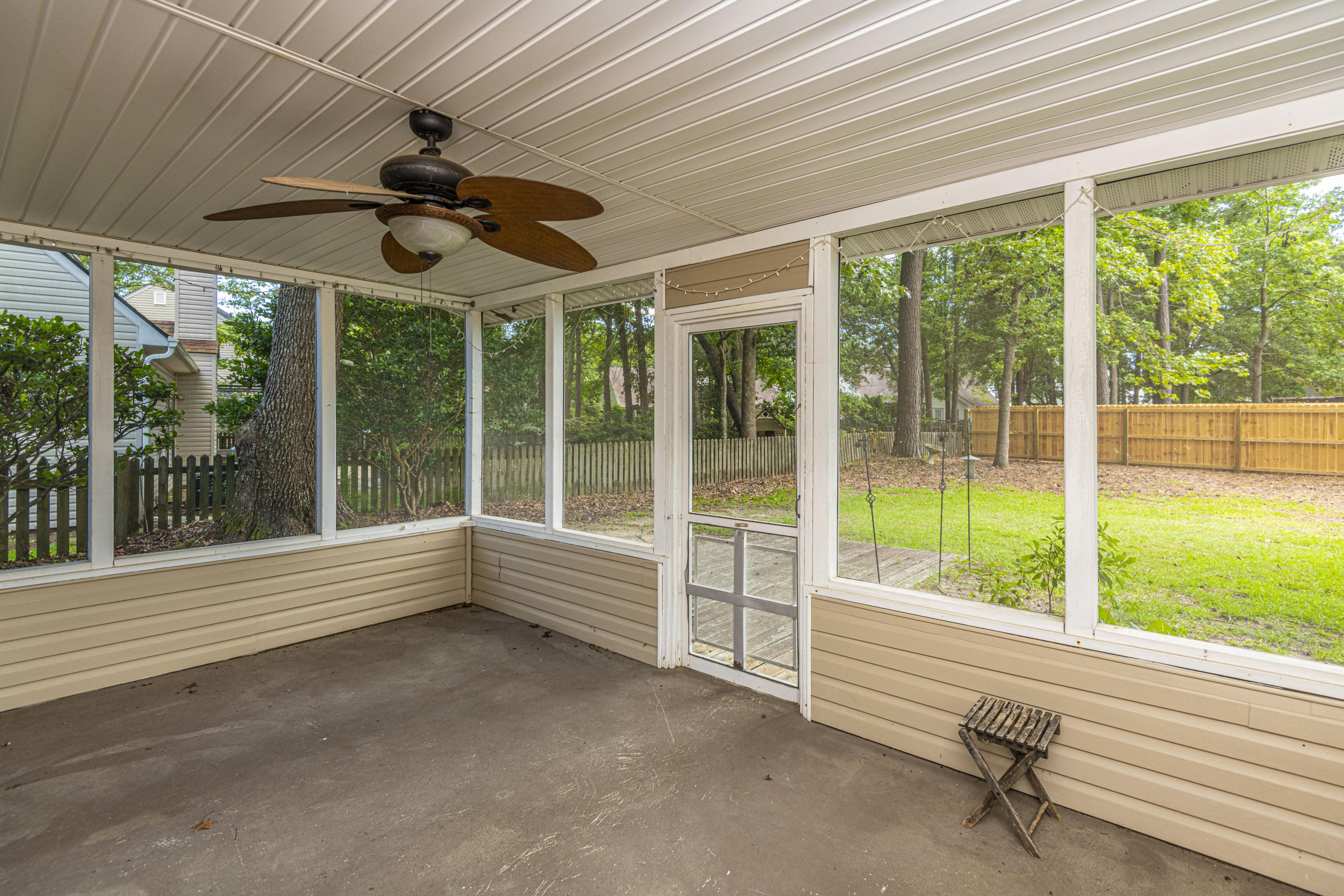 1307 Gilead Road Mount Pleasant, SC 29466 - Photo 26 of 33 DSC_0505