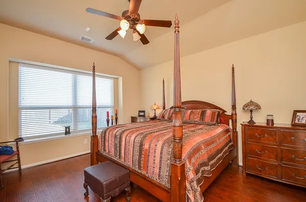 $2,400 | 9502 Herons Grove Lane, Katy, TX 77494