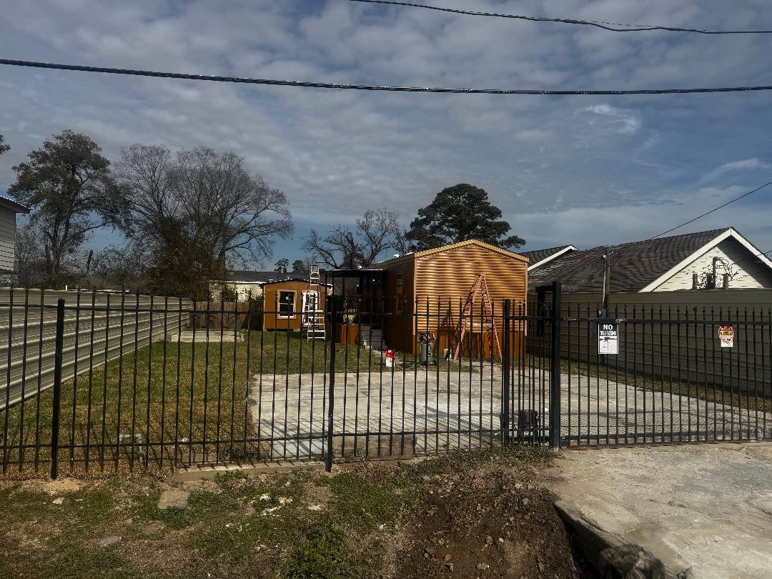 13929 Eagle Pass Street Houston, TX 77015 - Photo 2 of 13