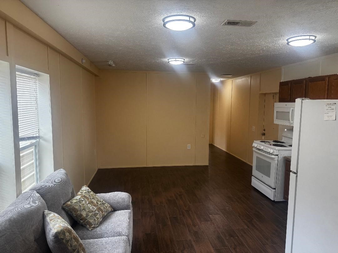 13929 Eagle Pass Street Houston, TX 77015 - Photo 5 of 13