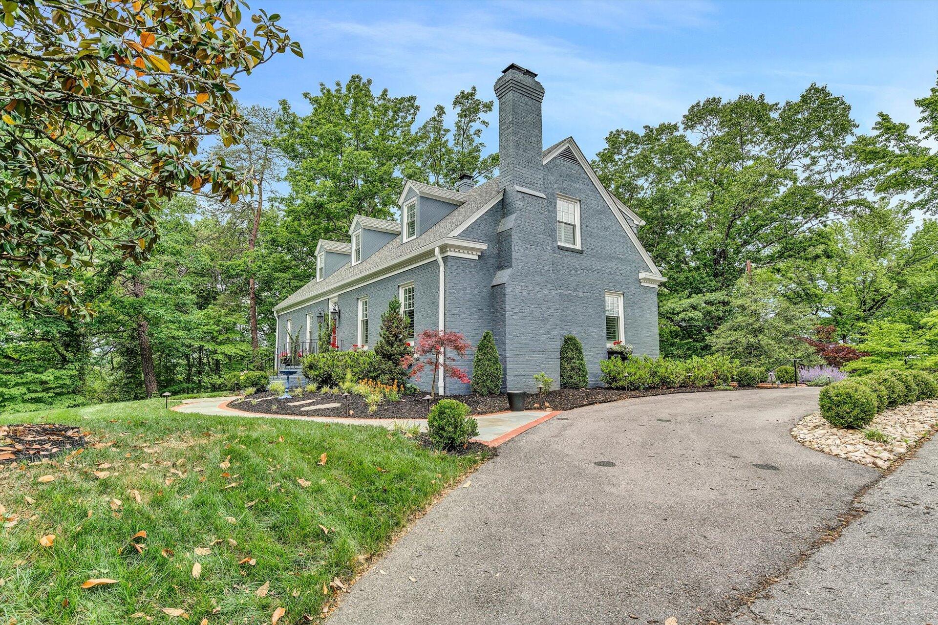 3176 West Ridge Road Southwest Roanoke, VA 24014 - Photo 3 of 49 03-051620230097