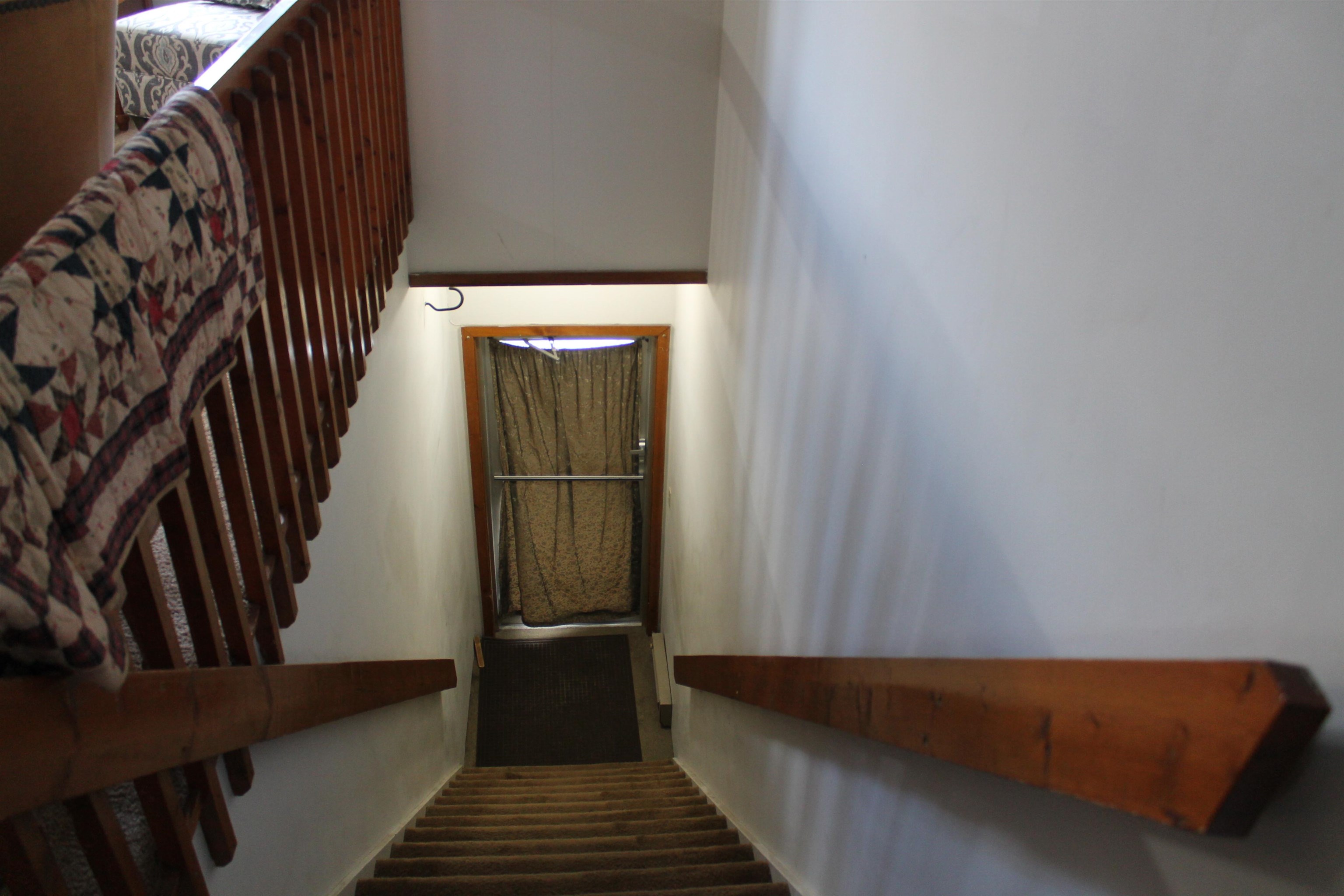 78 Main Street, Unit 2A Lincoln, NH 03251 - Photo 16 of 18