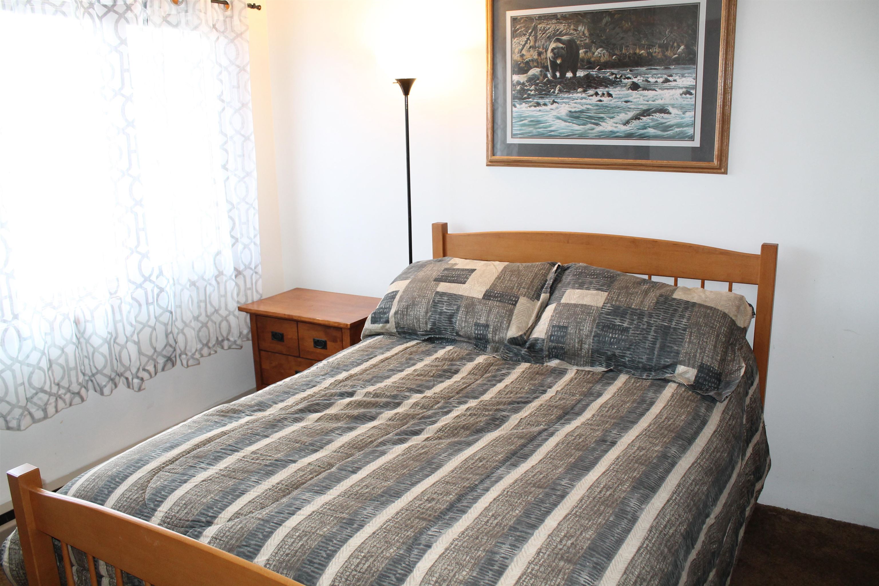 78 Main Street, Unit 2A Lincoln, NH 03251 - Photo 4 of 18