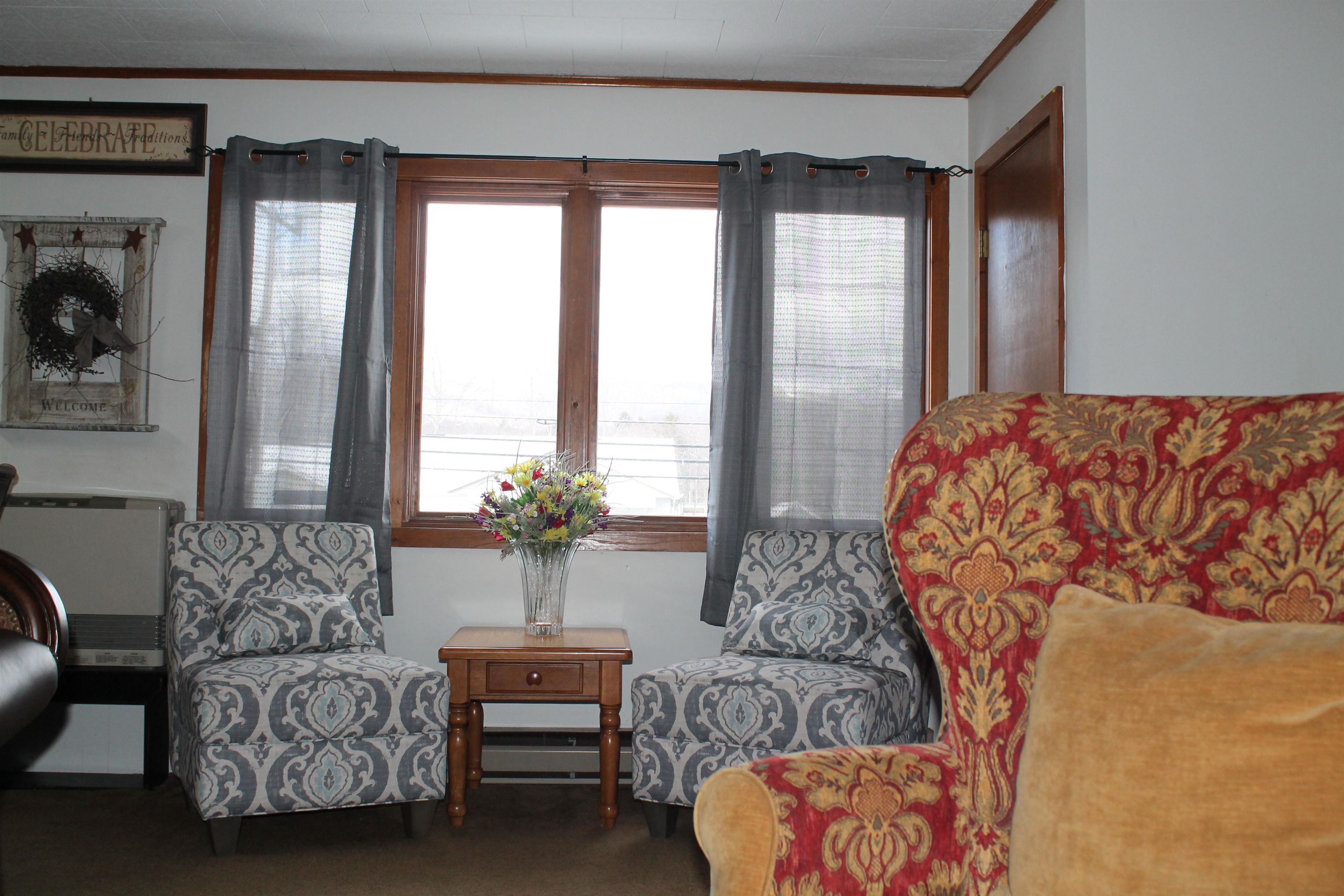 78 Main Street, Unit 2A Lincoln, NH 03251 - Photo 5 of 18