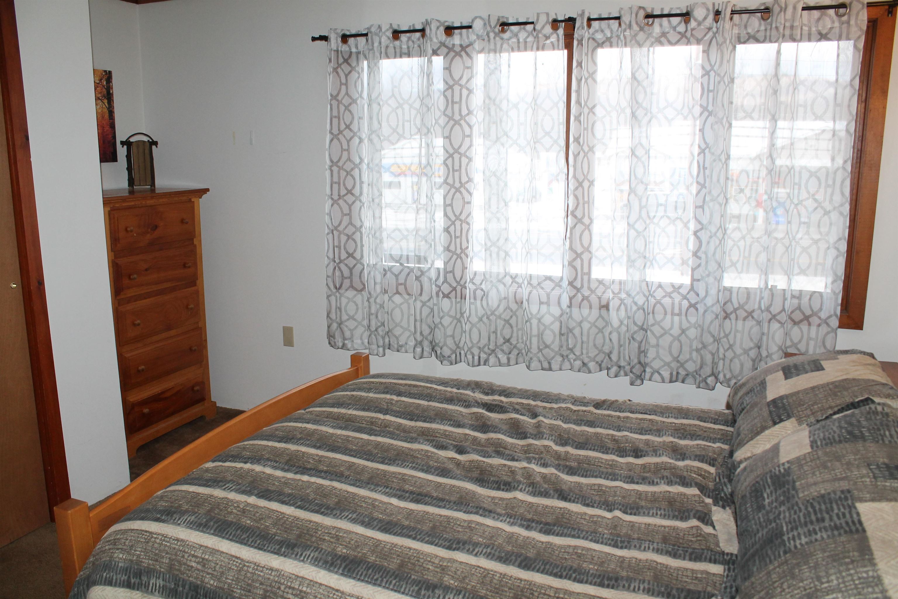 78 Main Street, Unit 2A Lincoln, NH 03251 - Photo 8 of 18