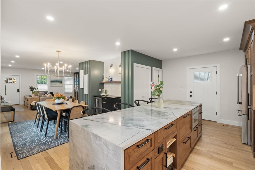 8 Bates Court Dedham, MA 02026 - Photo 16 of 41