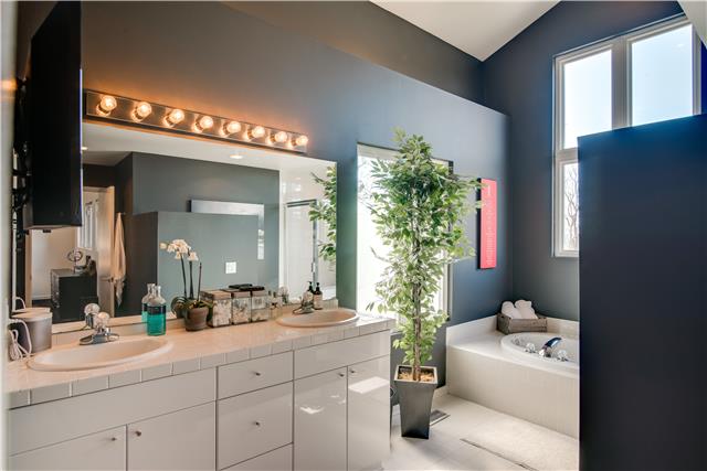 206 Hicks Road Nashville, TN 37221 - Photo 12 of 20 Gallery Image 12