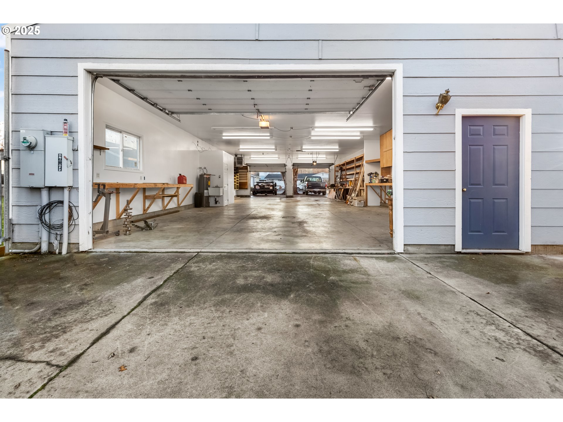 4207 Southwest Sheridan Avenue Pendleton, OR 97801 - Photo 27 of 34 a view of a water heater room