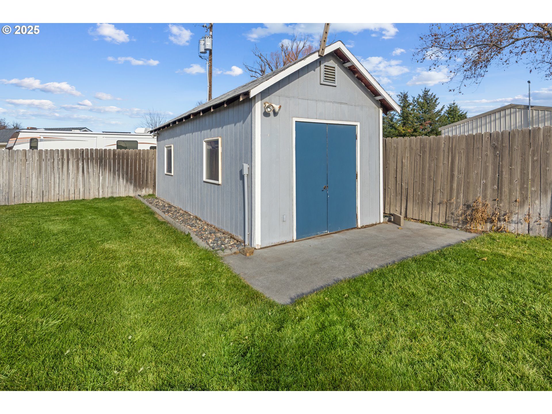 4207 Southwest Sheridan Avenue Pendleton, OR 97801 - Photo 31 of 34 a view of a backyard of the house
