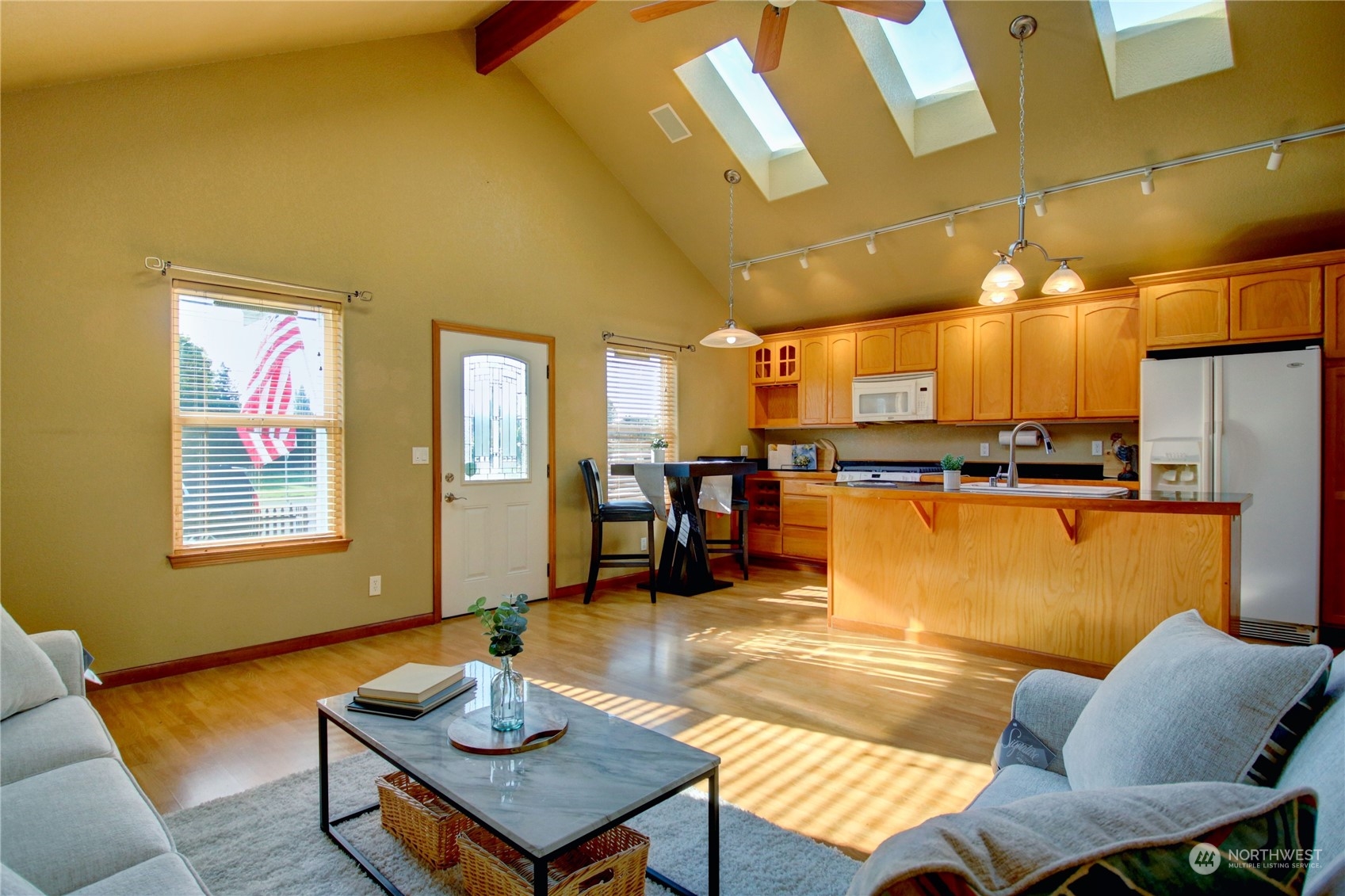 1317 State Rte 20 Burlington, WA 98233 - Photo 4 of 24 Gallery Image 4