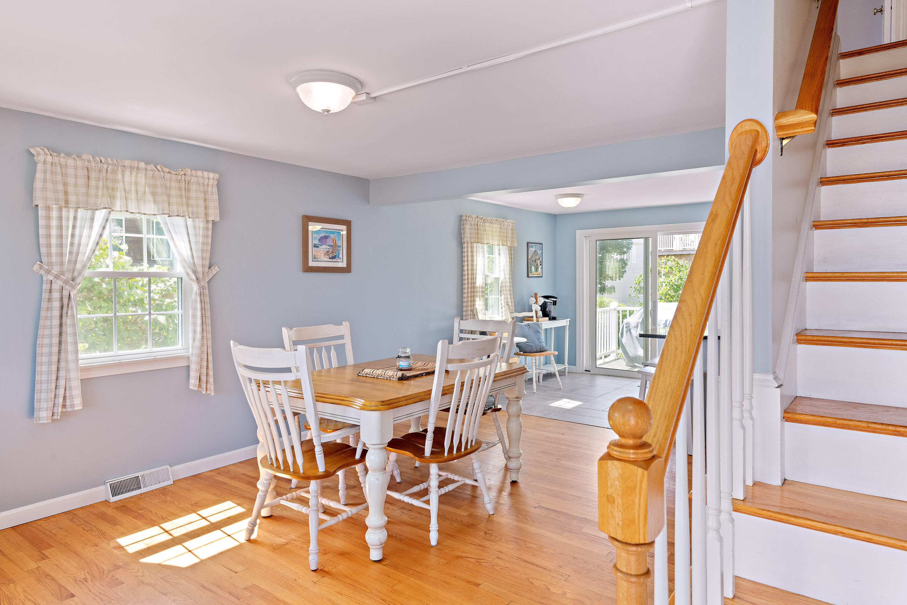 252 Nubble Road York, ME 03909 - Photo 8 of 32 Dining Room