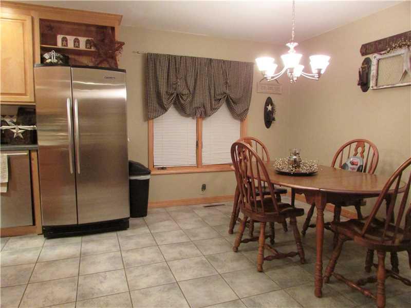 208 Ferncliff Road Rices Landing, PA 15357 - Photo 10 of 25 Dining Room.